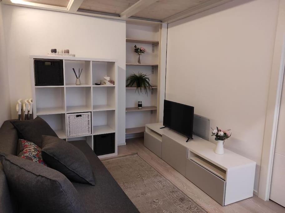 Appartamento Duomo Porta Venezia Mini Loft Con Wifi E Netflix Milano Esterno foto