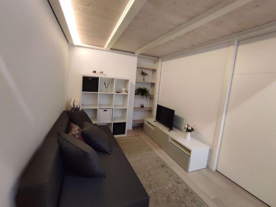 Appartamento Duomo Porta Venezia Mini Loft Con Wifi E Netflix Milano Esterno foto